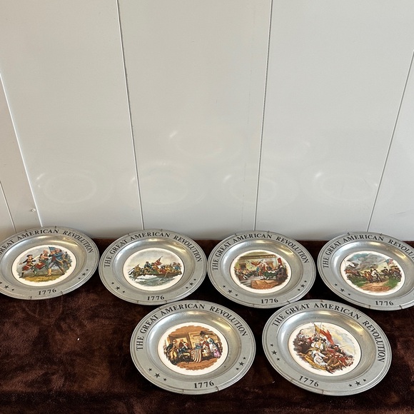 The Great American Revolution 1776 Plate Set - White